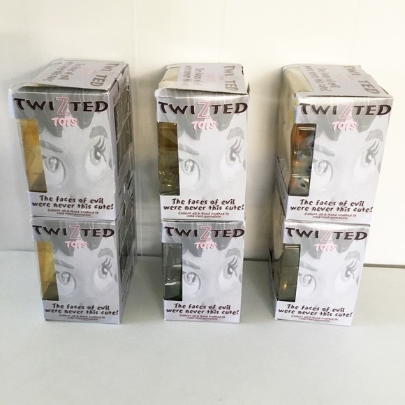 Twizted Tots Halloween NIB Complete Set Decor Creepy Evil Rare Lot Of 6 - Picture 5 of 8